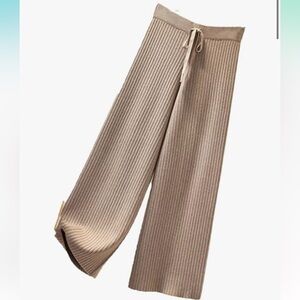 Women’s Ribbed Tan Pants